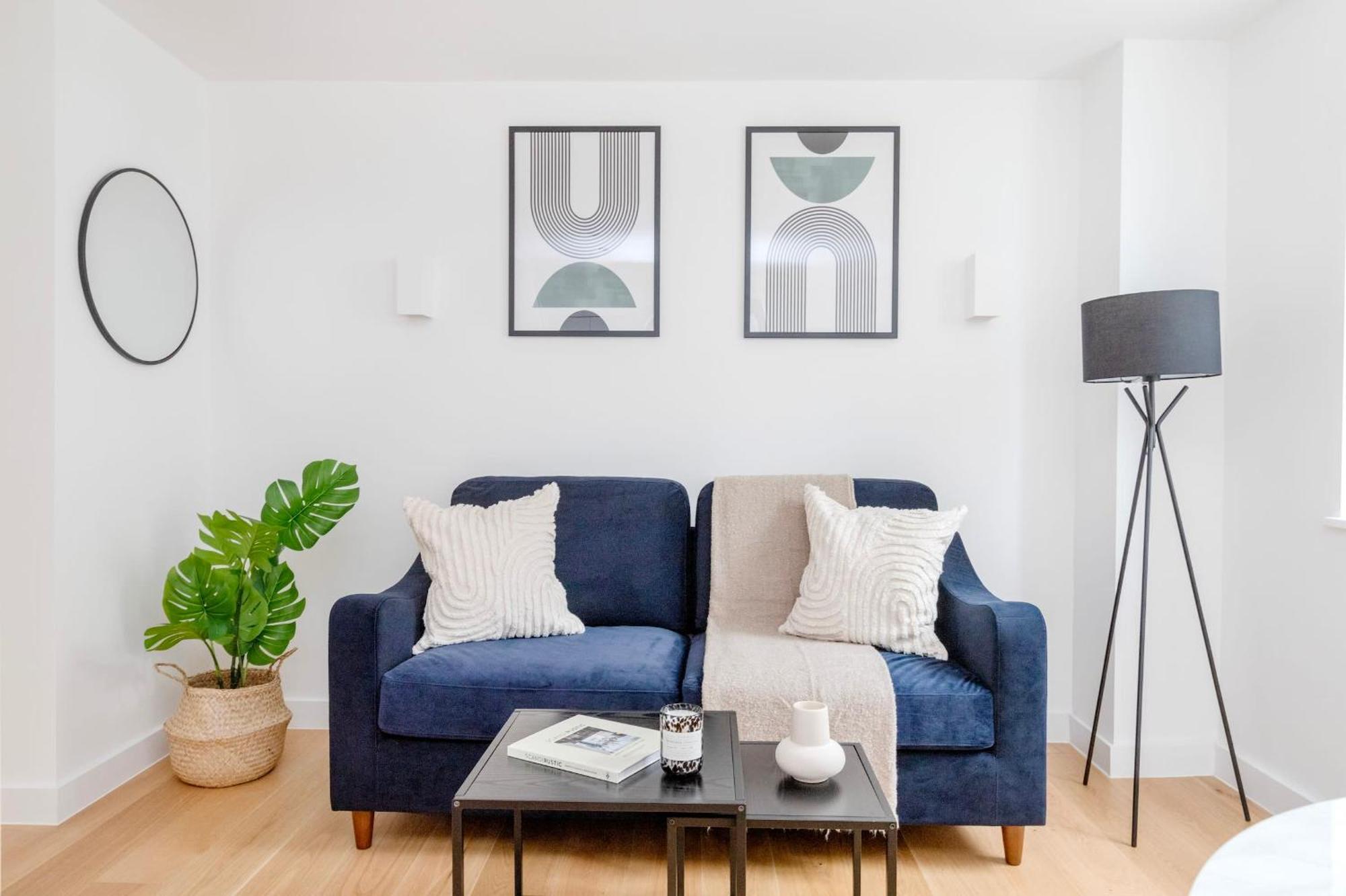 Bnbnova - Fitzrovia With Balcony Apartment London