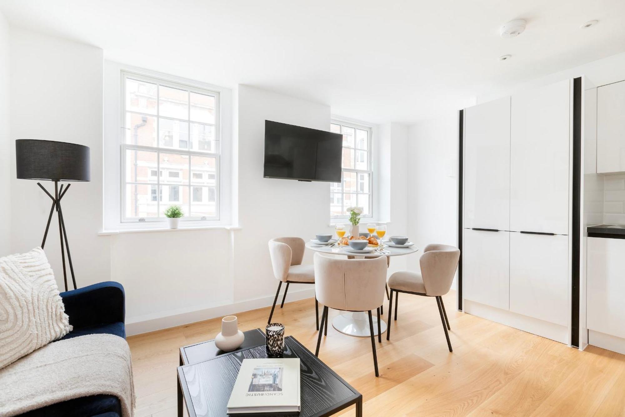 Bnbnova - Fitzrovia With Balcony